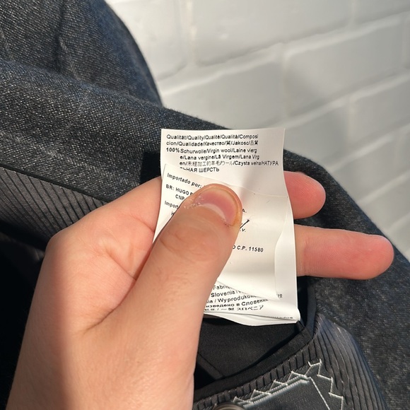 Hugo boss sport jacket 38S - Picture 3 of 3